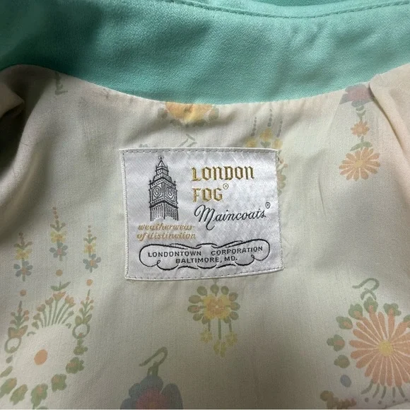 London Fog Vintage Aqua Blue/Green Trench Raincoat. Size 8R - Picture 15 of 16